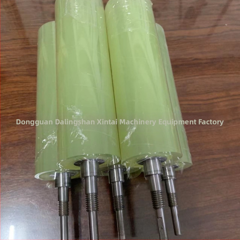 Pohonový valec s tubusom z uhlíkovej ocele, značka Xintai, určený pre výrobné a skladovacie dopravné zariadenia.