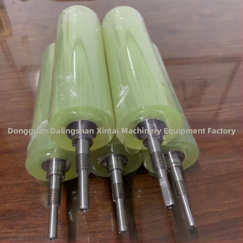 Pohonový valec s tubusom z uhlíkovej ocele, značka Xintai, určený pre výrobné a skladovacie dopravné zariadenia.