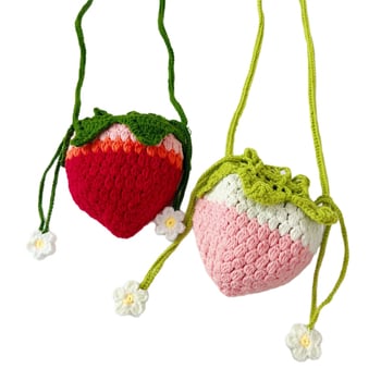 Geantă croșetată manual cu formă de căpșună, acrilică, crossbody, formă pătrată verticală, căptușeală din bumbac, deschidere superioară