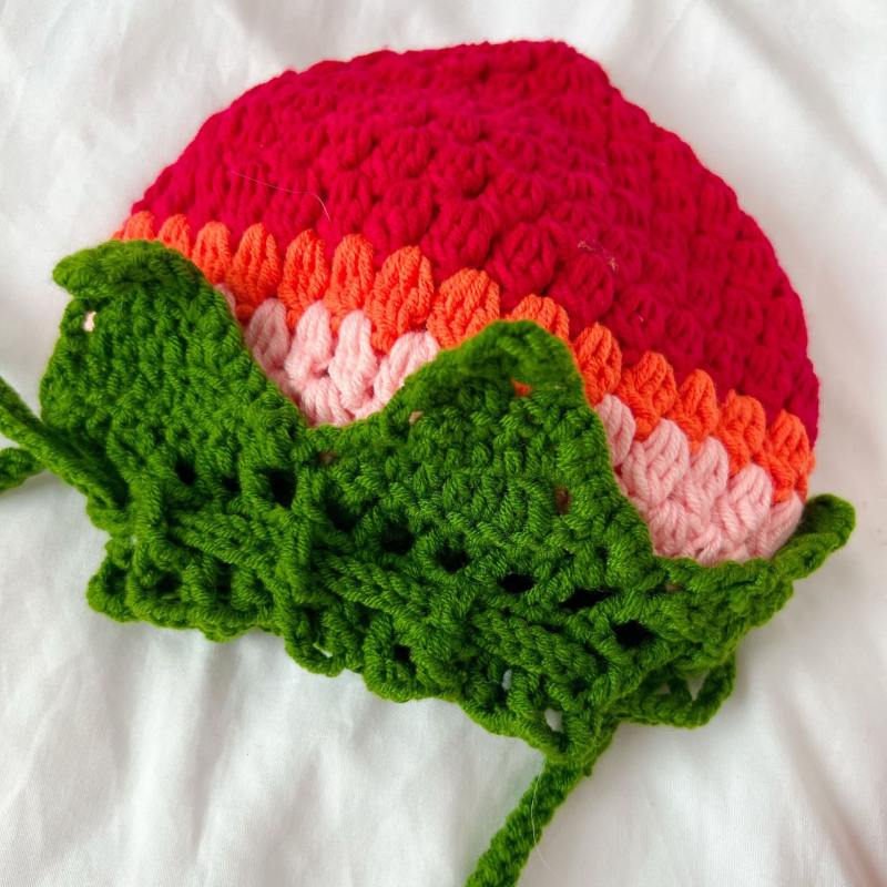 Geantă croșetată manual cu formă de căpșună, acrilică, crossbody, formă pătrată verticală, căptușeală din bumbac, deschidere superioară