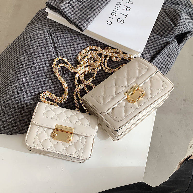 Τσάντα PU με αλυσίδα, crossbody, κάθετο τετράγωνο σχήμα, κλείσιμο με φερμουάρ, εσωτερικά τσεπάκια (με φερμουάρ, θήκη για κινητό, θήκη για ID), αστικός μινιμαλισμός
