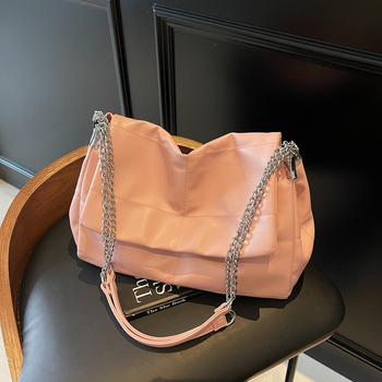 Geantă de umăr unisex din PU, cu fermoar, buzunar pentru telefon și buzunar intern tip patch | Primăvara 2025