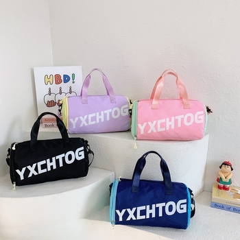 Παιδική τσάντα ταξιδιού με ιμάντα στον ώμο – unisex, ultra-ελαφριά, διαπνέουσα, ανθεκτική στη φθορά, με σχέδιο μεγάλων γραμμάτων (ύφασμα Oxford)