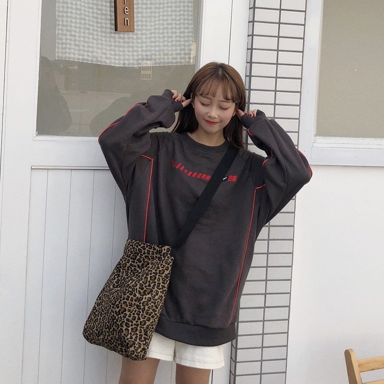 Geantă Tote cu imprimeu leopard, fermoar și buzunare interioare (buzunar cu fermoar, buzunar pentru telefon, buzunar pentru ID) – formă vertical pătrată