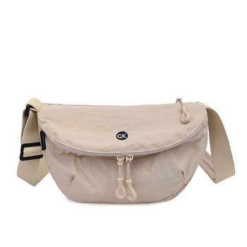 Τσάντα crossbody σε μορφή dumpling από πλυμένο ύφασμα, με φερμουάρ ανοίγματος, εσωτερική τσέπη με φερμουάρ, επένδυση πολυεστέρα