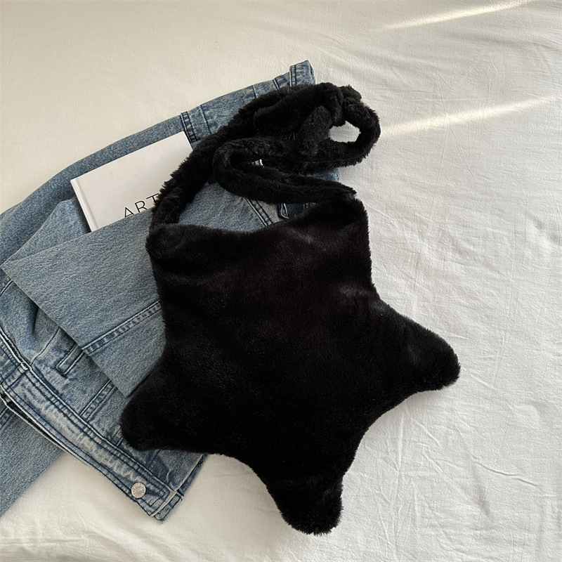 Crossbody τσάντα – βελούδινο υλικό, επένδυση πολυεστέρα, φερμουάρ, αστέρι με πέντε ακμές