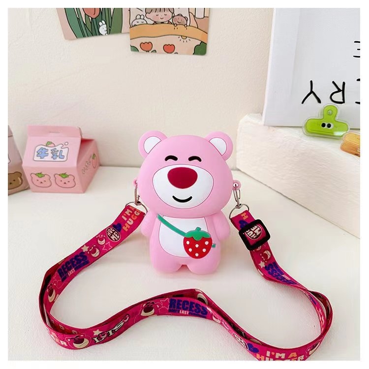 Szilikon mini pénztárca Strawberry Bear — aranyos crossbody, uniszex, vízálló, bélés nélküli, középiskolásoknak és idősebbeknek