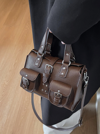 Γυναικεία τσάντα crossbody από PU δέρμα, τετράγωνο σχήμα, μαγνητικό κλείσιμο, εσωτερική τσέπη με φερμουάρ και θήκη για κινητό, φθινόπωρο 2025