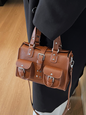 Γυναικεία τσάντα crossbody από PU δέρμα, τετράγωνο σχήμα, μαγνητικό κλείσιμο, εσωτερική τσέπη με φερμουάρ και θήκη για κινητό, φθινόπωρο 2025