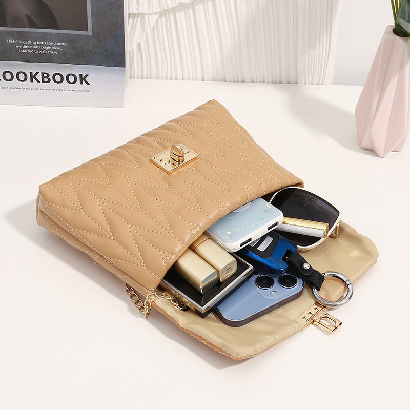 Τσάντα crossbody με κέντημα και αλυσίδα, PU υλικό, τετράγωνου σχήματος, καπάκι με κλείσιμο, θήκη για κινητό