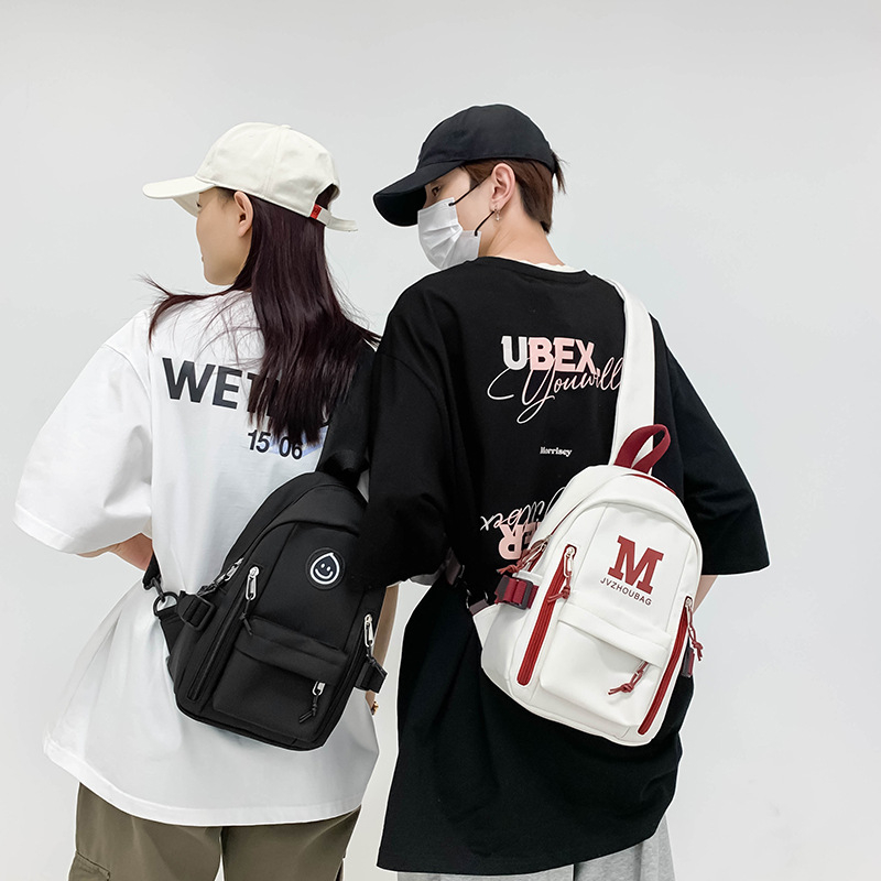 Geantă crossbody din nylon, model litere, unisex, cu o singură curea, vară 2023