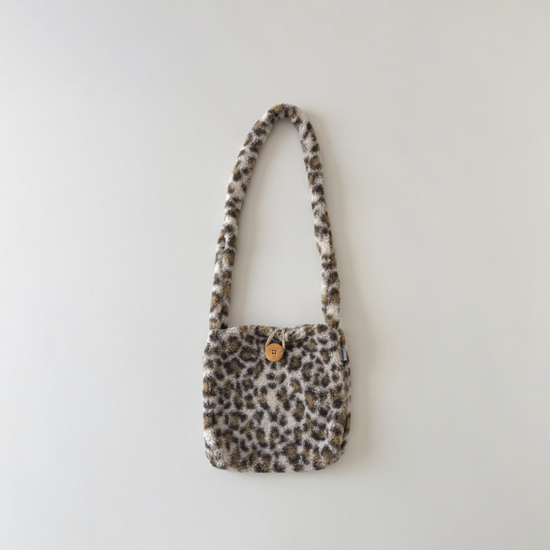 Παιδική γούνινη crossbody τσάντα με λεοπάρ μοτίβο, μεγάλη χωρητικότητα, γούνινη επένδυση
