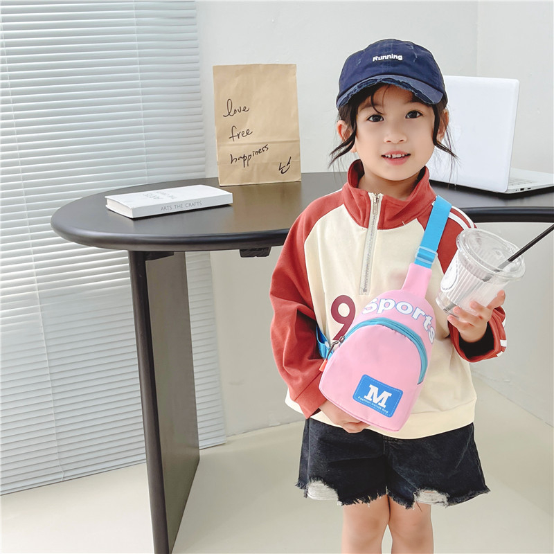 Παιδική crossbody τσάντα από Oxford ύφασμα – μικρή χωρητικότητα, χωρίς επένδυση, μοτίβο γράμματα/αριθμοί/κείμενο, για νηπιαγωγείο