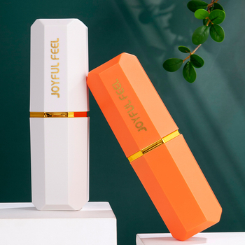 Putni set za oralnu higijenu u skandinavskom stilu: kutija za četkice i prijenosna čaša za ispiranje, PP materijal, s otisnutim logom, 1 kom