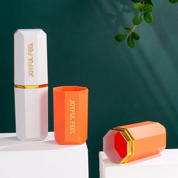 Putni set za oralnu higijenu u skandinavskom stilu: kutija za četkice i prijenosna čaša za ispiranje, PP materijal, s otisnutim logom, 1 kom