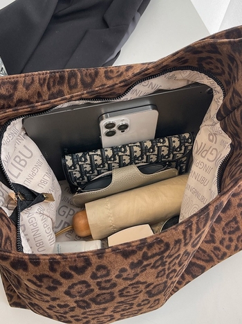 Torba Tote (Korejski stil, platno, marka Dicarlo, vodoravni kvadratični oblik, zatvarač)