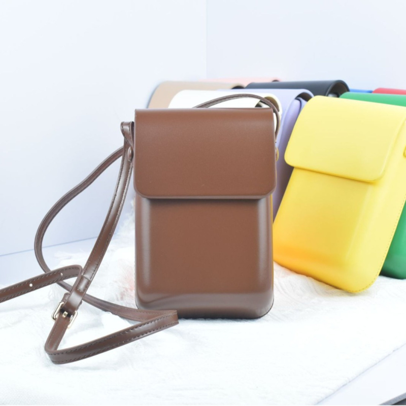 Huaxu PU telefon táska keresztpántos, városi egyszerű stílus, vízszintes négyszögletes forma, záras nyitás