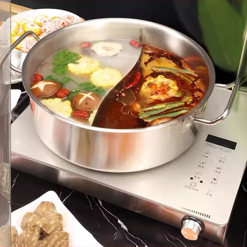 Nerezový hrniec na hot pot s plochým dnom, 6,1–10 l, dvojité rúčky, antiadhézna vrstva