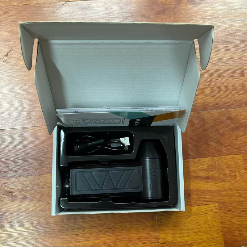 Ručni bežični ventilator s bezčetkasti motorom, ugrađena baterija 4000–6000mAh, 4 brzine, USB punjenje