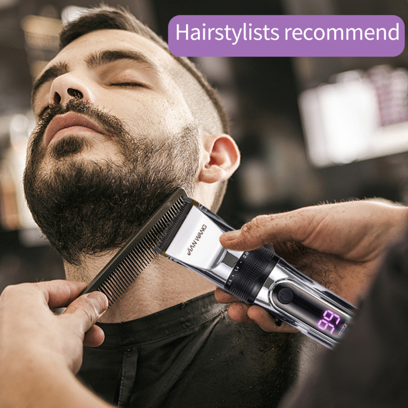 T777 elektromos hajvágó — kerámia penge, beépített akkumulátor 1200–2000mAh, üzemidő 1–3 óra, 12W kefés motor, teljes testben mosható