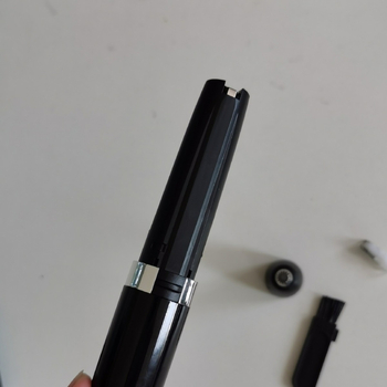 Električni trimer za nos s Brushless motorom, oštrica od nehrđajućeg čelika, ugrađena baterija 100–300 mAh, radno vrijeme 0–1 h, niski šum