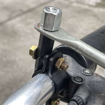 Držač sjenila za električni bicikl s čvrstom bazom i adapterom za retrovizor