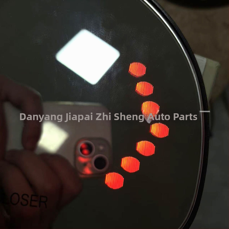 Sklo spätného zrkadla pre Chevrolet Silverado 07-13 – ABS plášť, zakrivená plocha, model 07-13 Silverado, hmotnosť 320 g