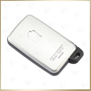 Šalj kartice Toyota Camry/Crown s 3 tipke; bakrena oštrica ključa; težina 0,03 kg; šifra Ysk 544