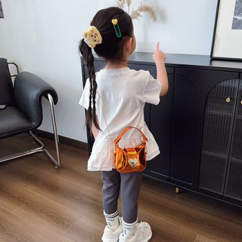 PU torbica za djevojčice - otporna, moderan i cool stil, jednobojni dizajn, poliester podstava