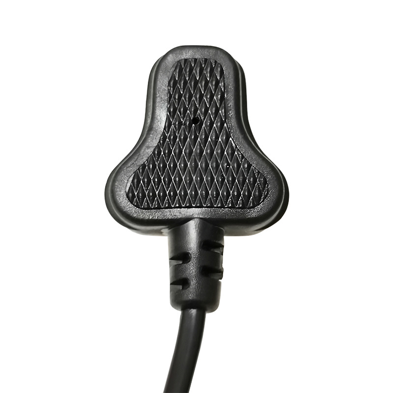 Захранващ кабел със три щепсела и осем краища, BS стандарт, за настолна лампа и аудио оборудване