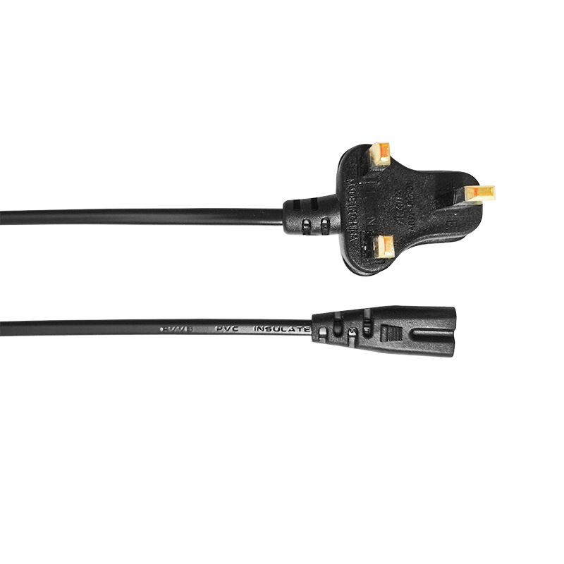 Захранващ кабел със три щепсела и осем краища, BS стандарт, за настолна лампа и аудио оборудване