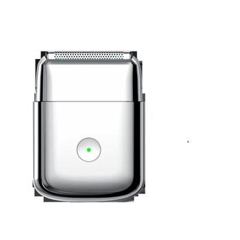 Cinkötvözet testű elektromos borotva, mosható és hordozható; 3‑fejes reciprocáló fej; beépített 300–500 mAh akkumulátor; üzemidő több mint 60 perc; 1 órás töltés