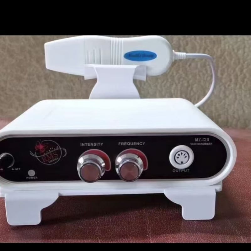 Υπερηχητική συσκευή απολέπισης προσώπου LMS-010 από τη Malice – ισχυρός καθαρισμός πόρων και απολέπιση μαύρων στιγμάτων