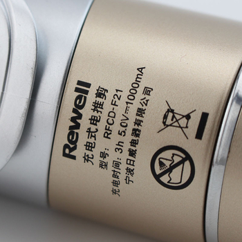 Profesionalni električni klipper za kosu F21 s brushless motorom, keramički rezački nastavak, ugrađena baterija 2000–4000 mAh, radno vrijeme 3–6 sati