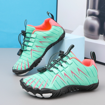 Παιδικά παπούτσια για υπαίθρια πεζοπορία — αντιολισθητική καουτσούκ σόλα, χαμηλό επάνω μέρος, μπροστινά κορδόνια, βαμβακερή επένδυση, κατάλληλα για βουνά και μονοπάτια