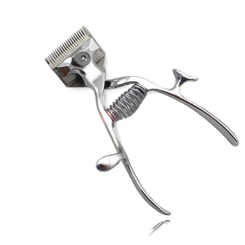 Vezeték nélküli hajvágó titánium pengével, kefés motor, zaj <36 dB, 6000 mAh-s cserélhető akkumulátor, 3–6 órás üzemidő