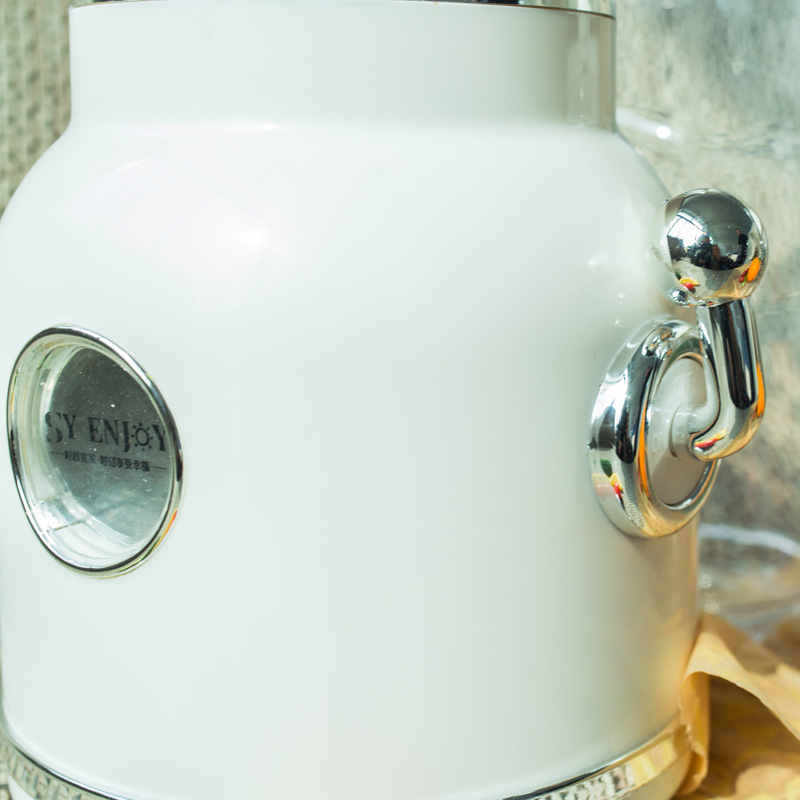 Retro sokovnik s dvostrukim čašama, kompaktni automatski, lako za čišćenje — 18000 rpm, 4 oštrice, PC prehrambena plastika unutarnja posuda, 401–600 ml, 220V
