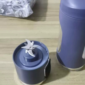 Automatska čaša za sok za kućnu upotrebu, prijenosni USB punjivi sokovnik, velika kapaciteta 401–600 ml, 12-stupanjova oštrica, ugrađena baterija koja se puni