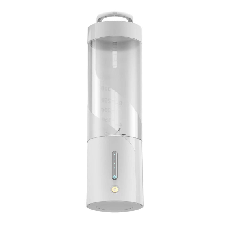 Prijenosni sokovnik, kapacitet 401–600 ml, snaga 150 W, brzina 20 001–22 000 rpm, ugrađena punjiva baterija, unutarnja posuda od PC prehrambene klase