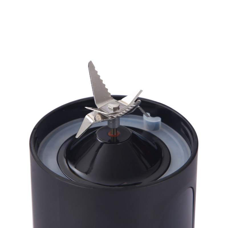 Sokovnik u čaši s četvero oštrica, 18.000 rpm, kapacitet 400 ml, snaga ≤200 W, ugrađena baterija