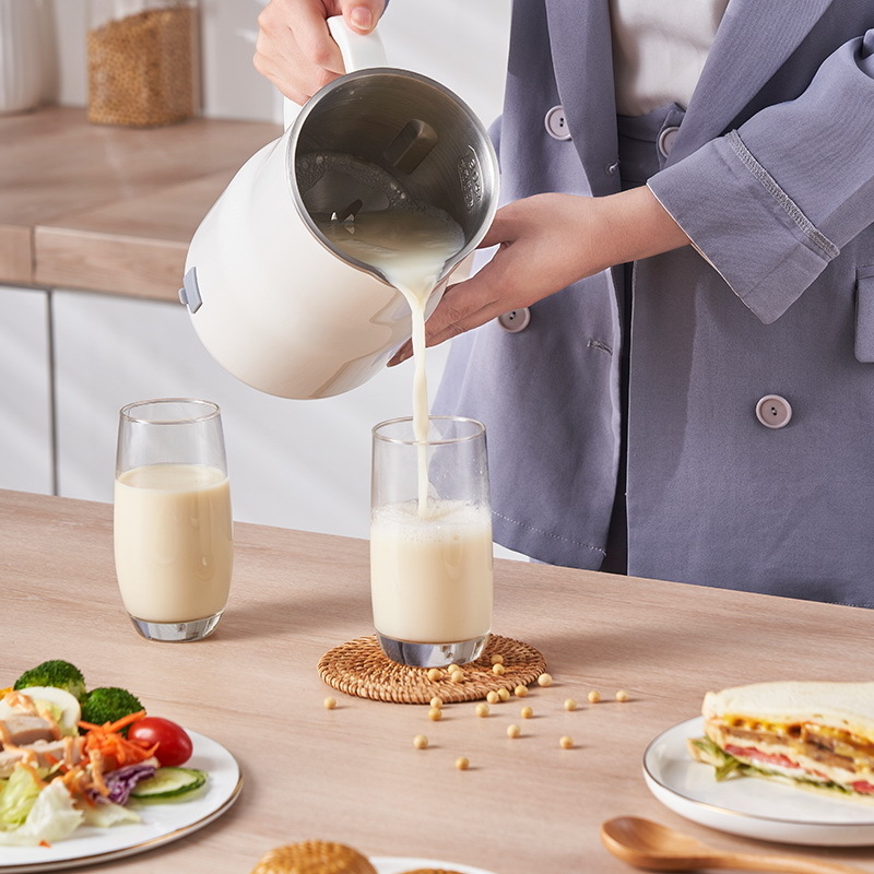 Машина за соево мляко D801 – 1L капацитет, управление с бутон, нисък шум, без филтър, бързо смилане