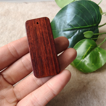 Privjesak od indonezijskog malolistog ružinog drveta, klasičan stil, Tonghui Mahogany marka