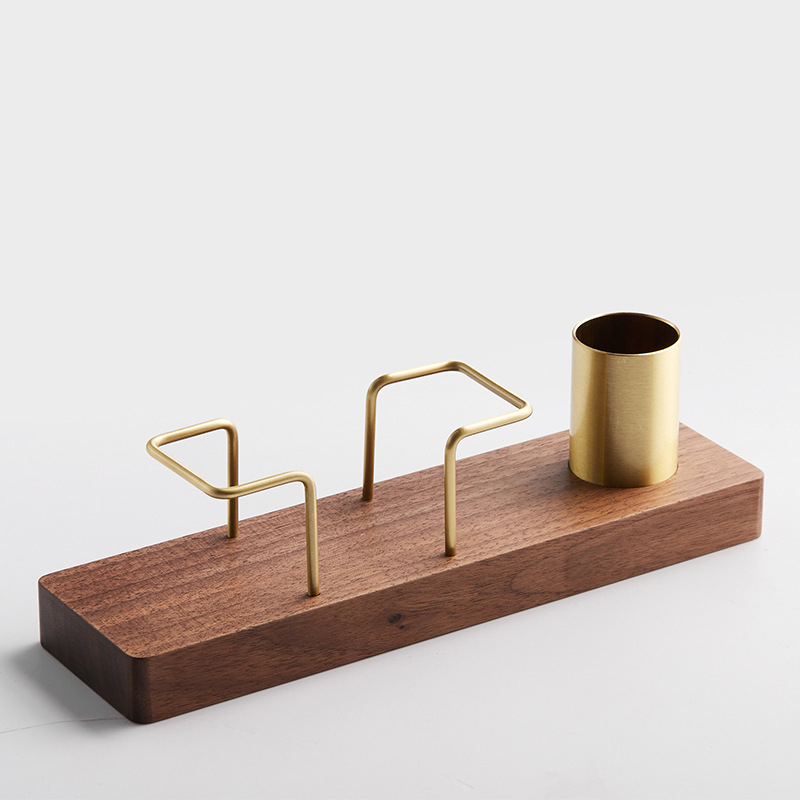 Mountain držač vizitki – drvo crnog oraščića i bukovo drvo, jednostruki sloj, geometrijski dizajn.