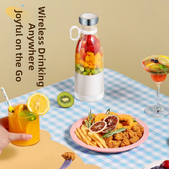 Prenosná USB bezdrôtová odšťavovačová šálka, päť nožov alebo viac, vnútorný tank z potravinárskeho PC plastu, kapacita 401–600 ml, tichý chod