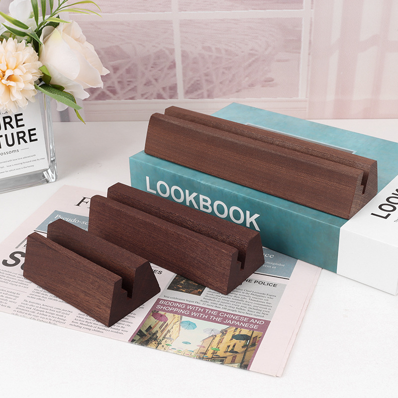 Drvena osnova za stolni kalendar od bukovog drveta - moderni minimalistički stil, mogućnost ispisa logotipa, pogodna za dom i ured, držač za kartice i razglednice