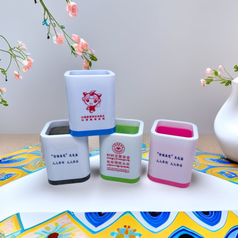 Πλαστικό τετράγωνο δοχείο για στυλό, διπλού επιπέδου, με εκτύπωση λογότυπου, μοντέλο 02