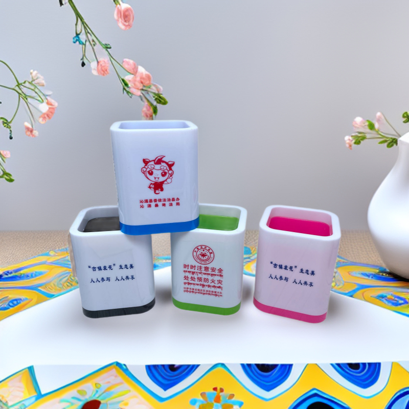 Πλαστικό τετράγωνο δοχείο για στυλό, διπλού επιπέδου, με εκτύπωση λογότυπου, μοντέλο 02