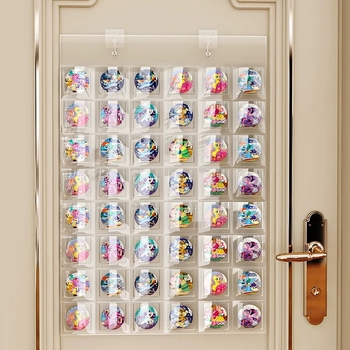 Višenamjenski izložbeni stalak - proziran, zidno postavljen, kartični album s višestrukim pretincima