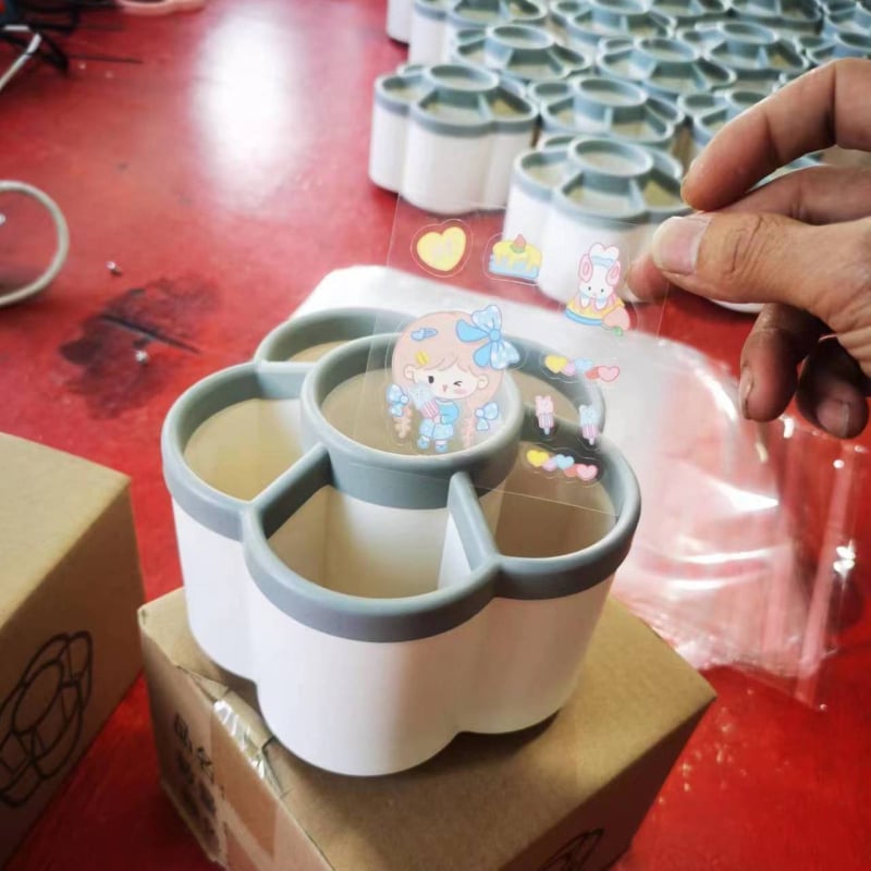 Περιστρεφόμενος κρατήρας στυλό, πολυλειτουργικός οργανωτής γραφείου με μεγάλο χώρο, στρογγυλός και πλαστικός