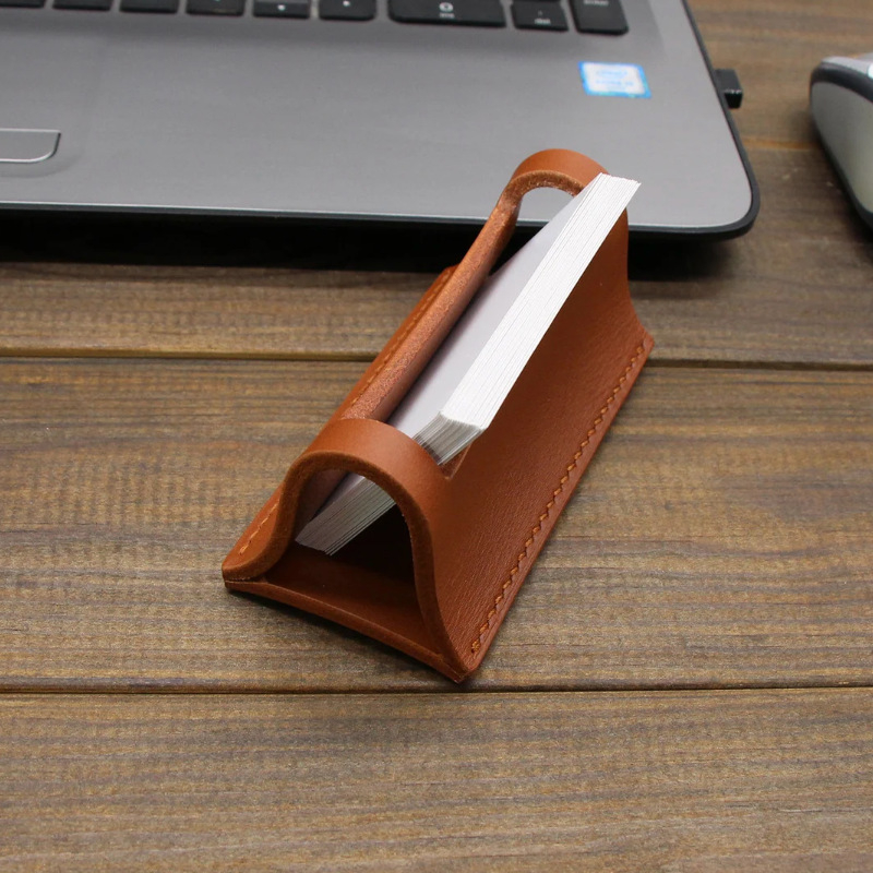 Suport pentru cărți de vizită din PVC pentru birou, design cu un singur strat, formă geometrică, capacitate 30 de carduri, imprimare logo disponibil